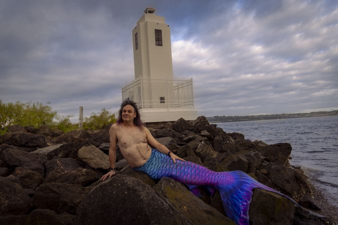 Mermaid Presence Summer 2022 #1496<br>8,192 x 5,464<br>Published 1 year ago